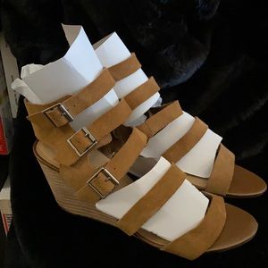 Crown vintage gladiator wedges